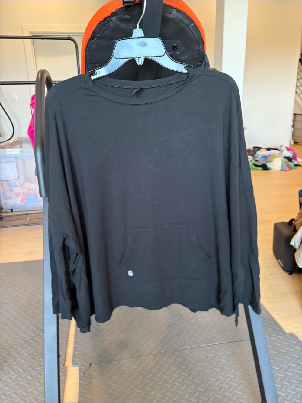 Black Lightweight Crewneck Sweater with Front Pocket - Women's